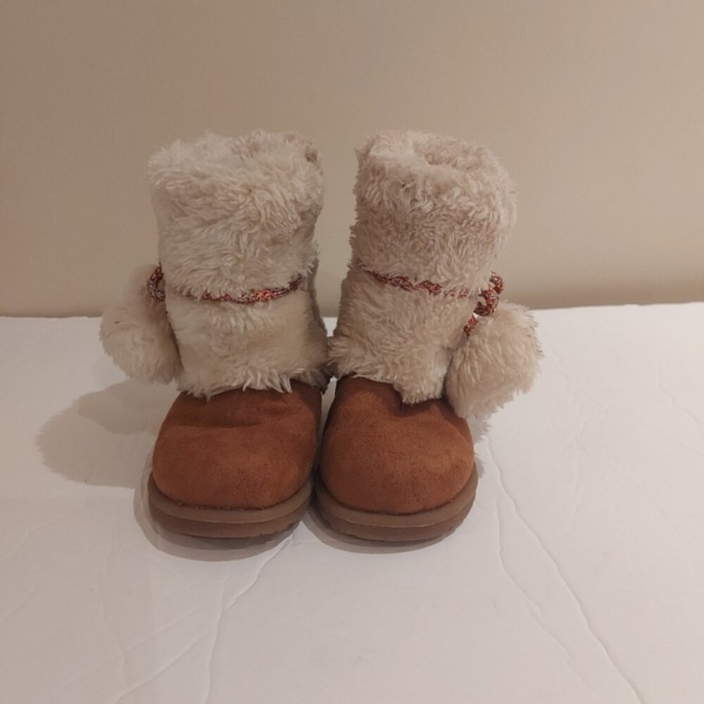 ❣️Girls fur winter boots size 6M (#385)